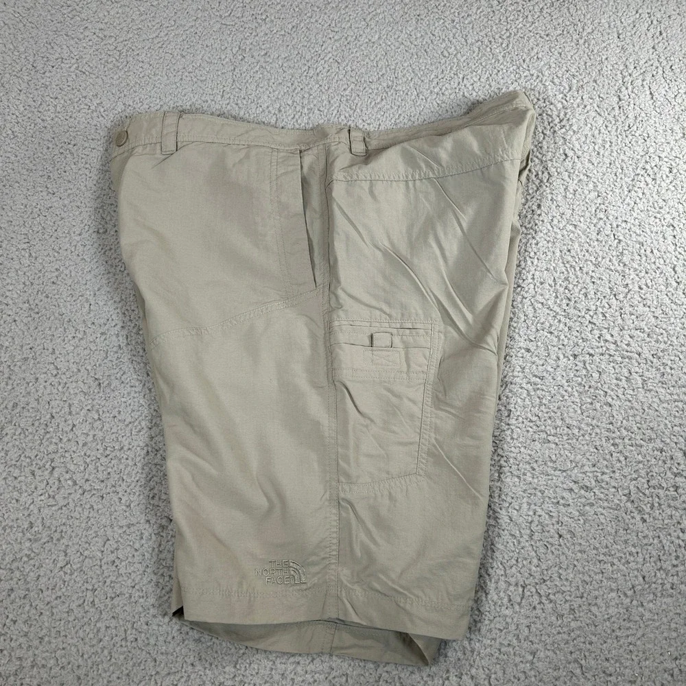 The North Face‎ Mens Khaki Nylon Hiking Cargo Shorts Size 38 Zip Pockets